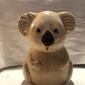 Koala pitcher